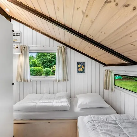 Hege - 1km To The Fjord By Interhome Semesterbostad
